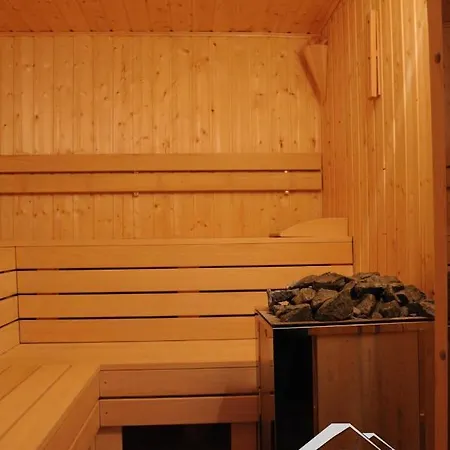 Dom Olenka- Kaszuby, Weekend, Wakacje, Sauna, Jacuzzi, Jezioro Сasa de vacaciones