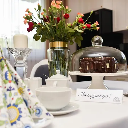 Dom Oleńka- Kaszuby, Weekend, Wakacje, Sauna, Jacuzzi, Jezioro * Garcz