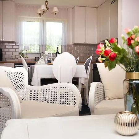 Dom wakacyjny Dom Oleńka- Kaszuby, Weekend, Wakacje, Sauna, Jacuzzi, Jezioro *