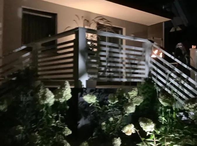 Dom Olenka- Kaszuby, Weekend, Wakacje, Sauna, Jacuzzi, Jezioro בית נופש *