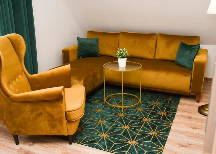 Dom Olenka- Kaszuby, Weekend, Wakacje, Sauna, Jacuzzi, Jezioro בית נופש Garcz