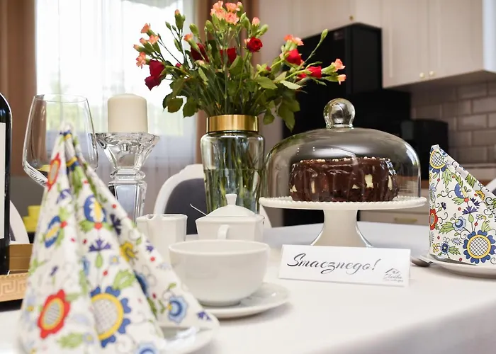 Dom Olenka- Kaszuby, Weekend, Wakacje, Sauna, Jacuzzi, Jezioro * Garcz