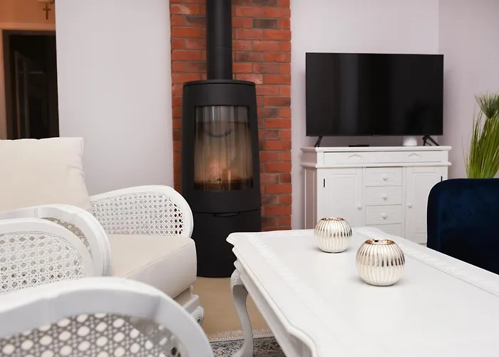 Dom Olenka- Kaszuby, Weekend, Wakacje, Sauna, Jacuzzi, Jezioro *